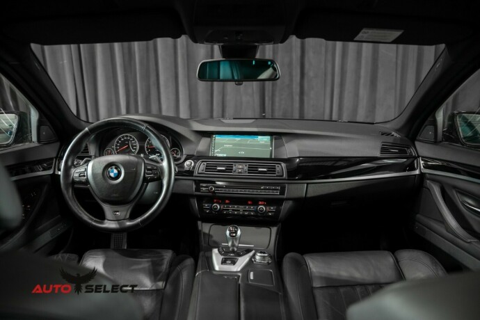 bmw-m5-bensin-2013-big-39