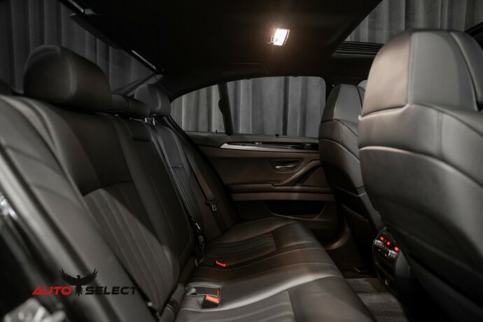 bmw-m5-bensin-2013-big-32