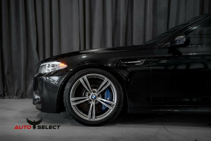 bmw-m5-bensin-2013-big-9