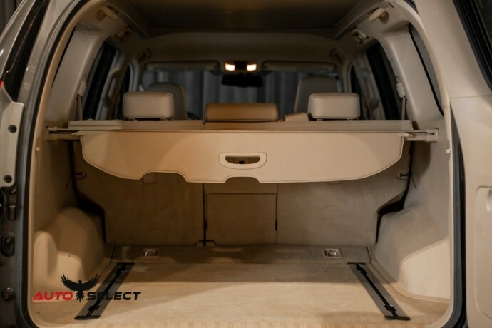 toyota-land-cruiser-diesel-2010-big-10