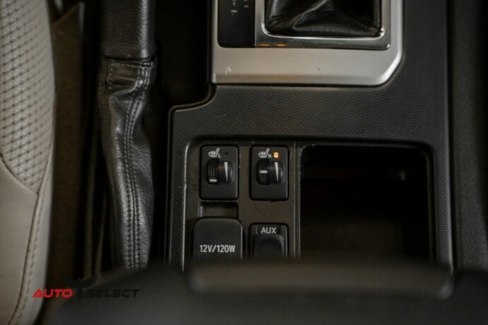 toyota-land-cruiser-diesel-2010-big-35