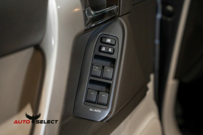 toyota-land-cruiser-diesel-2010-big-21