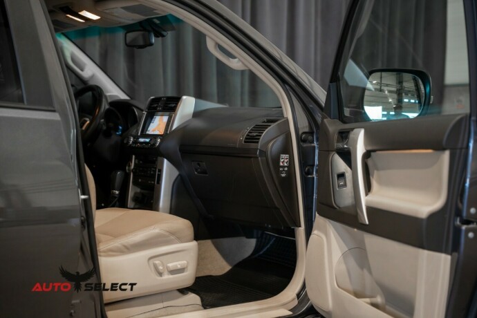 toyota-land-cruiser-diesel-2010-big-17