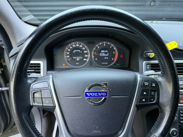 volvo-v70-diesel-2010-big-12