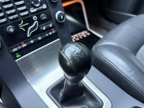 volvo-v70-diesel-2010-big-16