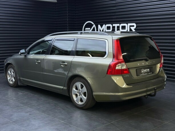 volvo-v70-diesel-2010-big-1
