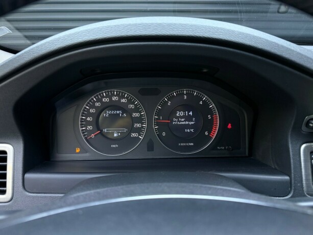 volvo-v70-diesel-2010-big-13