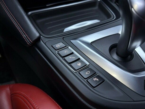 bmw-m3-bensin-2016-big-31