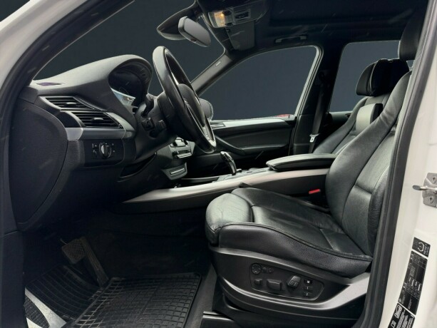 bmw-x5-diesel-2010-big-8