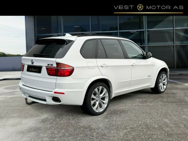 bmw-x5-diesel-2010-big-7