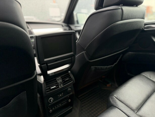 bmw-x5-diesel-2010-big-19