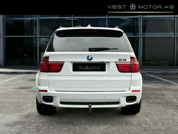 bmw-x5-diesel-2010-big-5