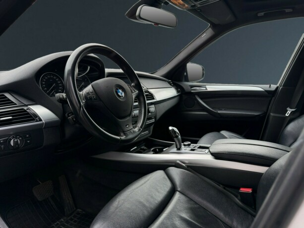 bmw-x5-diesel-2010-big-11
