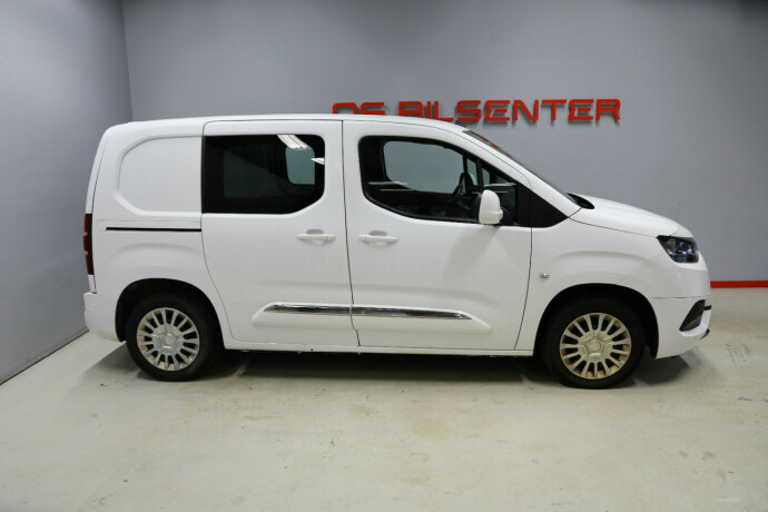 toyota-proace-city-diesel-2021-big-2