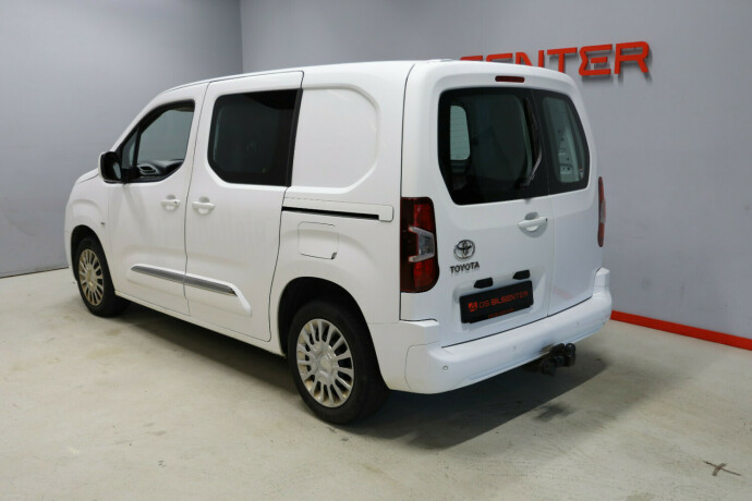 toyota-proace-city-diesel-2021-big-3