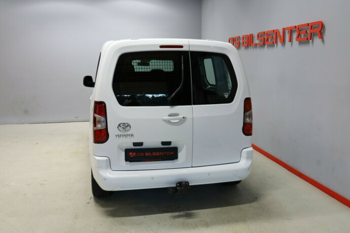 toyota-proace-city-diesel-2021-big-4