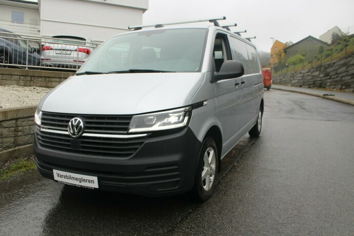 volkswagen-transporter-diesel-2021-big-1