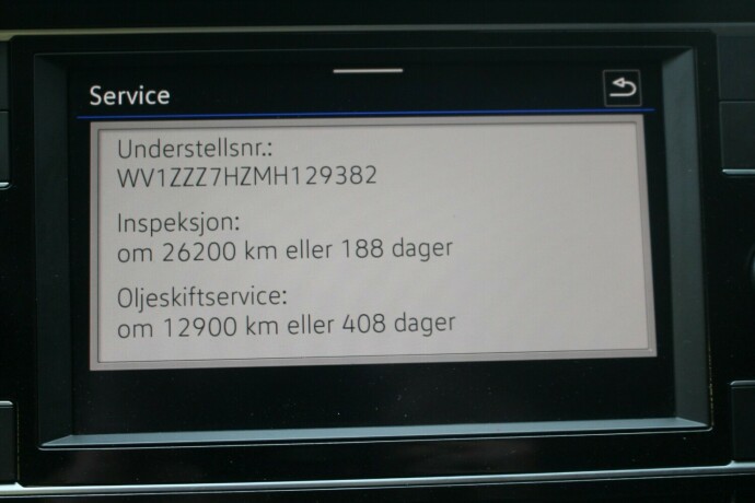 volkswagen-transporter-diesel-2021-big-23