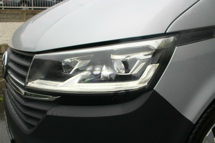 volkswagen-transporter-diesel-2021-big-2