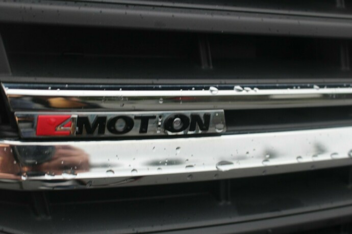 volkswagen-transporter-diesel-2021-big-3