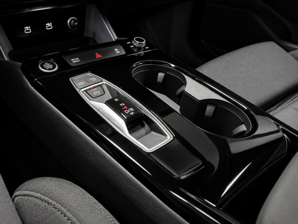 audi-q6-e-tron-elektrisitet-2027-big-18