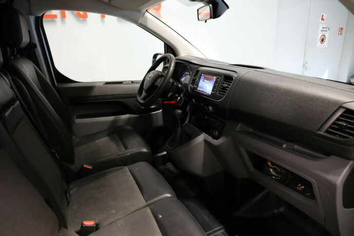 toyota-proace-diesel-2018-big-9