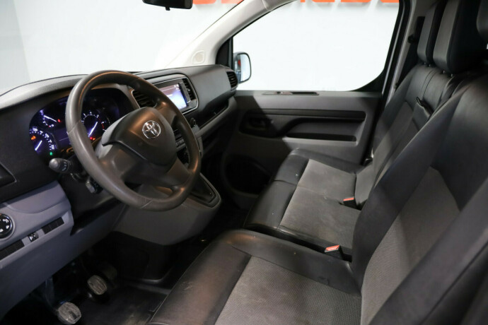 toyota-proace-diesel-2018-big-6