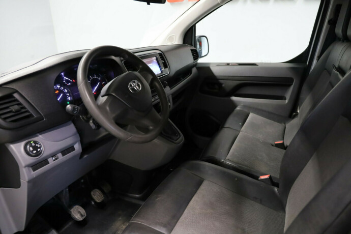 toyota-proace-diesel-2018-big-7