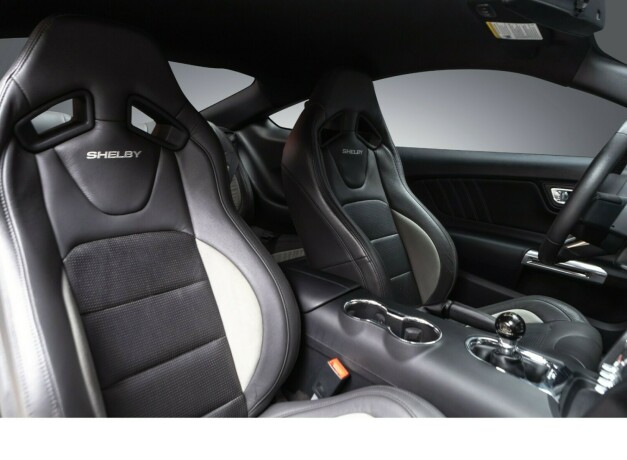 ford-mustang-bensin-2015-big-16