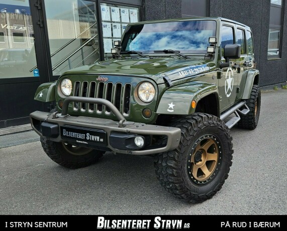 jeep-wrangler-unlimited-bensin-2016-big-0