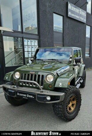 jeep-wrangler-unlimited-bensin-2016-big-31