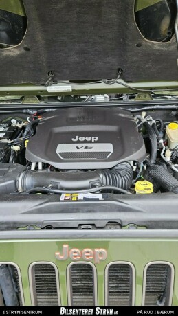 jeep-wrangler-unlimited-bensin-2016-big-24