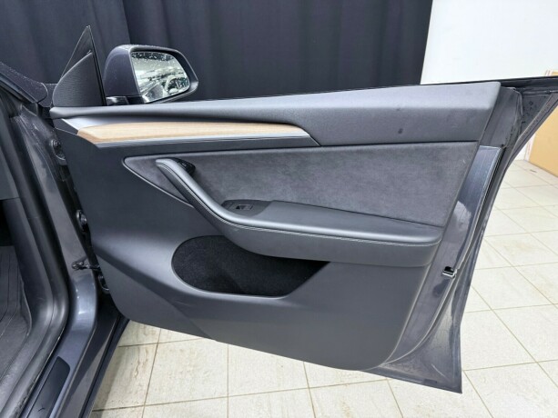 tesla-model-y-elektrisitet-2021-big-19