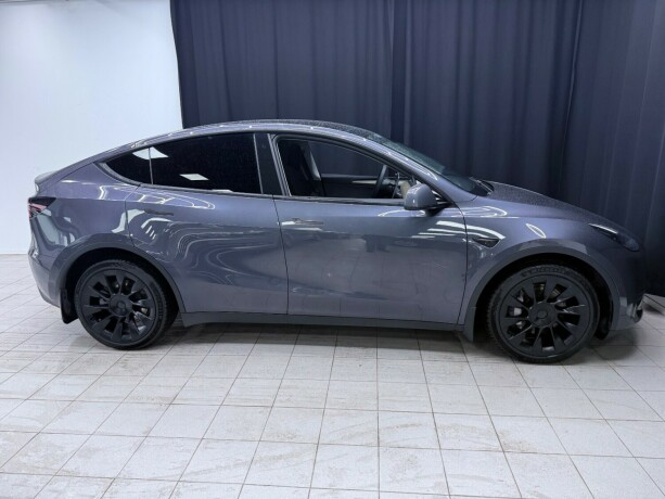tesla-model-y-elektrisitet-2021-big-8