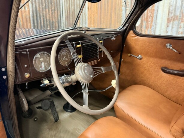 ford-v8-bensin-1939-big-17