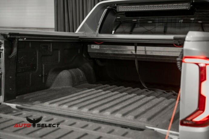 volkswagen-amarok-diesel-2023-big-10