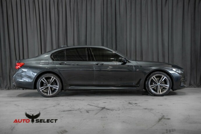 bmw-730d-diesel-2016-big-17