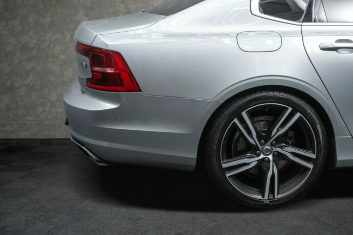 volvo-s90-elektrisitetbensin-2018-big-9