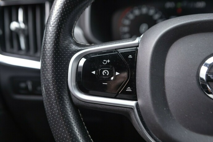 volvo-s90-elektrisitetbensin-2018-big-11