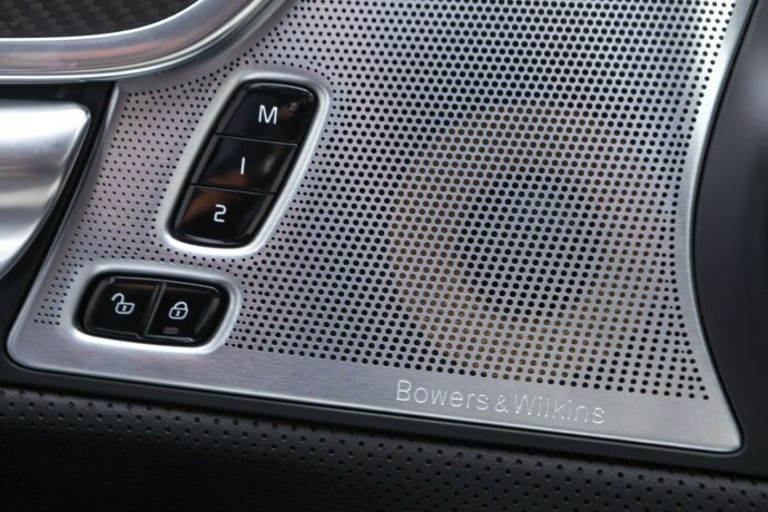 volvo-s90-elektrisitetbensin-2018-big-21