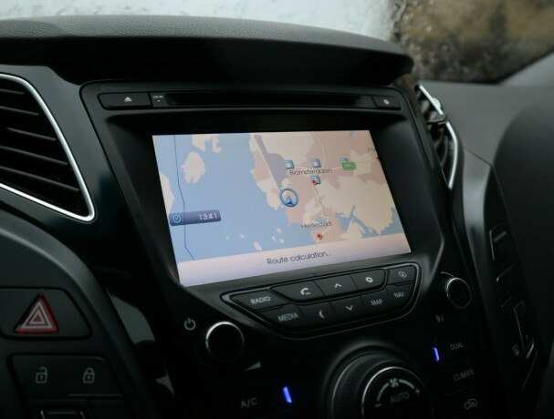 hyundai-i40-diesel-2012-big-12