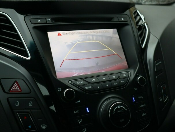 hyundai-i40-diesel-2012-big-13