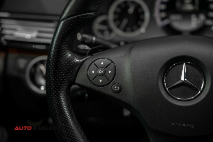 mercedes-benz-e55-bensin-2011-big-36