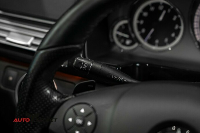 mercedes-benz-e55-bensin-2011-big-37