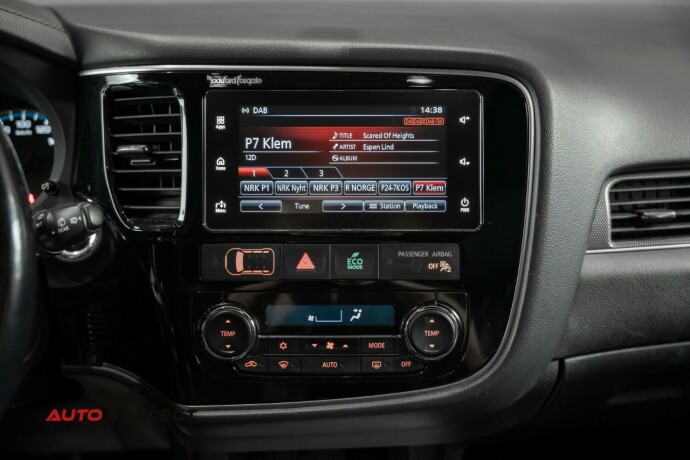mitsubishi-outlander-elektrisitetbensin-2017-big-35