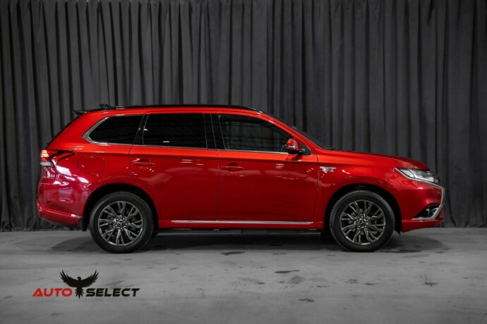 mitsubishi-outlander-elektrisitetbensin-2017-big-12