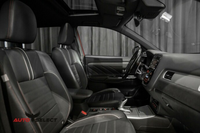 mitsubishi-outlander-elektrisitetbensin-2017-big-19