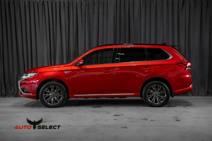 mitsubishi-outlander-elektrisitetbensin-2017-big-7