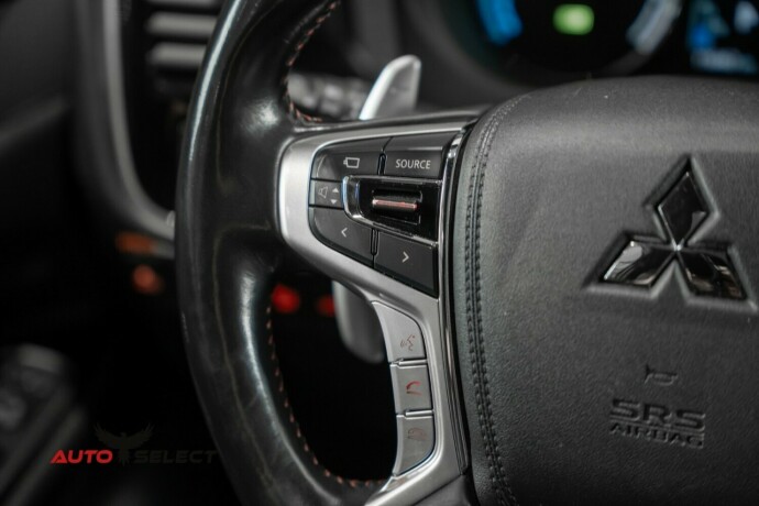 mitsubishi-outlander-elektrisitetbensin-2017-big-29