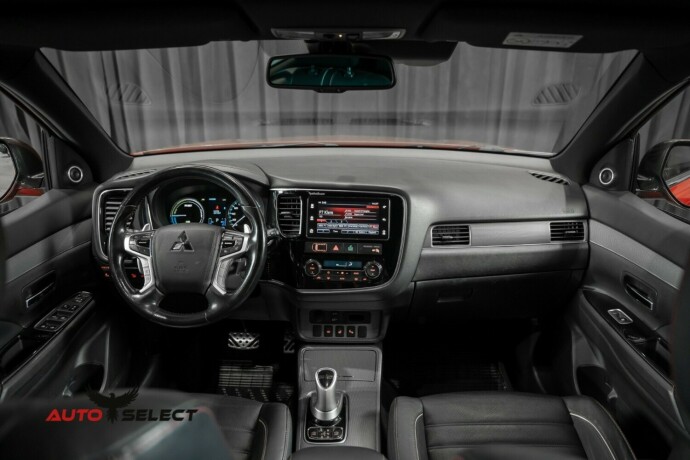 mitsubishi-outlander-elektrisitetbensin-2017-big-34